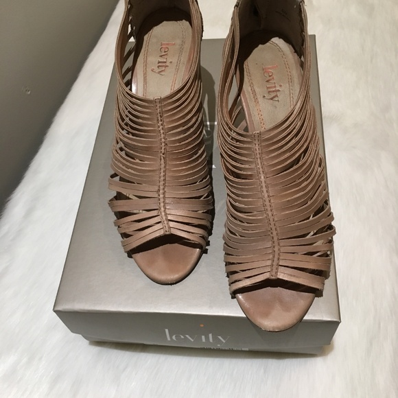 Levity Caged Gladiator Heeled Tan Sell Sandals - Picture 2 of 8